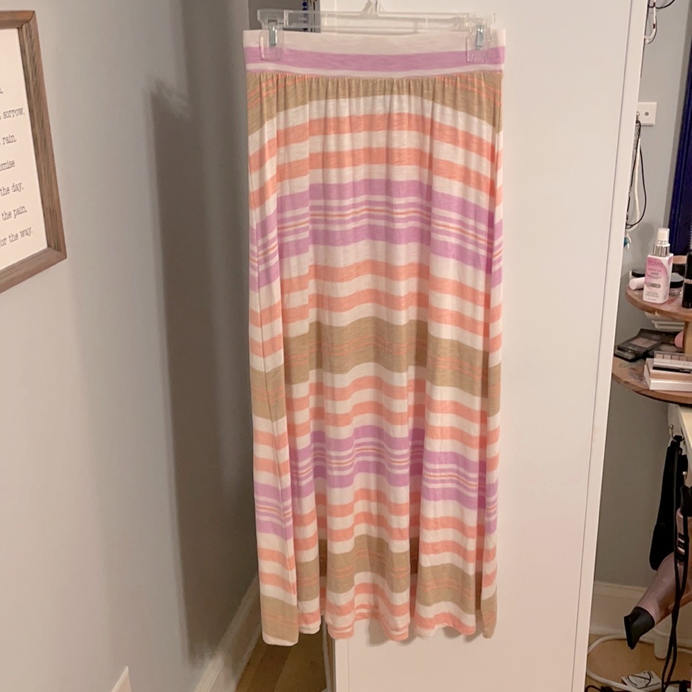 Coral purple and khaki striped skirt. Size 14-16